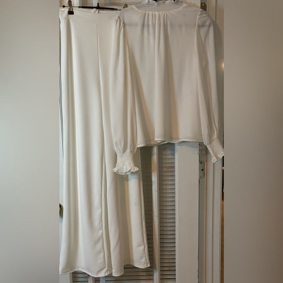 Lulu’s 2 Piece Bundle Set- Size Small - Picture 3 of 12